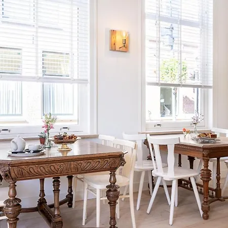 Szálloda Boutique - De Stadsherberg Alphen aan den Rijn