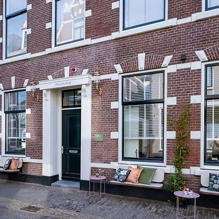 Boutique - De Stadsherberg אלפן אן דן ריין